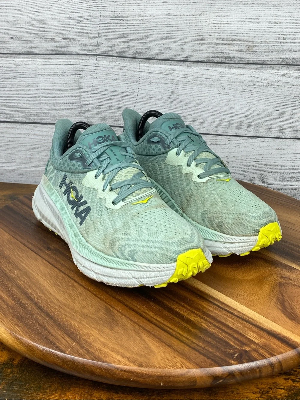 HOKA One One Challenger ATR 7 Wide Mist Green Trail Running Shoe Women’s Size 8